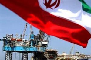 امریکی وزیر خارجہ: ایرانی تیل پر پابندیوں سے 9 ممالک مستثنی