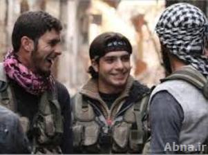 متزعمو المجموعات المسلحة في سوريا تحولوا إلى "أمراء حرب" من خلال عمليات السرقة والنهب
