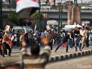 اشتباكات في ميدان التحرير وسط القاهرة مع انتشار لقوات الجيش والشرطة