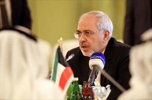 Iran foreign minister asks Saudi Arabia to work with Iran