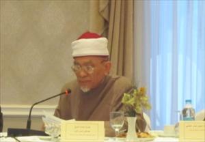 Prominent Malaysian scholar: "Islamic proximity is best solution to prevent intrigues"