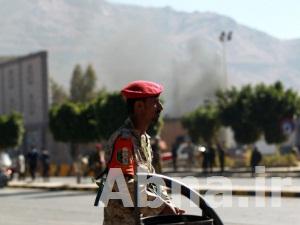 تجدد المواجهات بوزارة الدفاع اليمنية بصنعاء