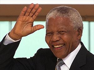 Anti-Apartheid Fighter Nelson Mandela Passes away