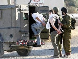 جيش الإحتلال الإسرائيلي يعتقل 5 فلسطينيين في الضفة