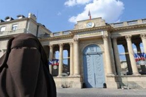 Le voile intégral devant la justice française