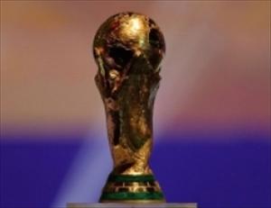Brazilian model criticised by Iranians for that dress during Friday's World Cup draw
