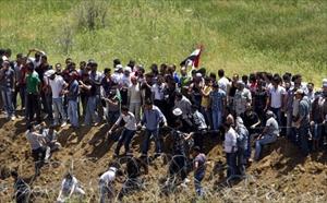 Sirios se manifiestan contra Israel en los altos de Golán