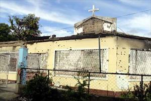 Filipino Muslims Rebuild Church