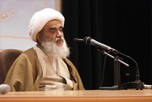 Ayetullah Mezahiri: İnsanın Çöküşüne Sebep Olan Şey Nedir?