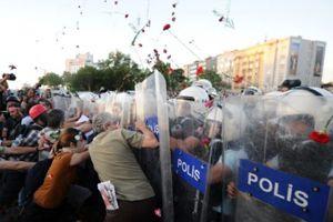 Turci u tri grada organizovali demonstracije protiv korupcije