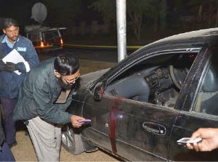 Gunmen kill Two Senior Shia Killer in Pakistan (images)