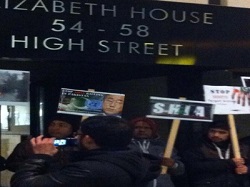 Activists protest in London against Shia killings in Pakistan
