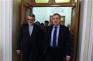 Irische Parlamentsdelegation in Teheran eingetroffen
