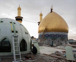 Image / Final Stages of Hazrat Abbas (a) Shrine's Roofing in Karbala