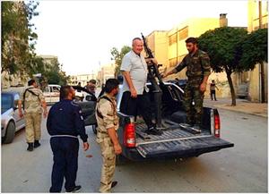 ABD'li General Suriyeli Muhaliflere Yol Gösteriyor/ Foto
