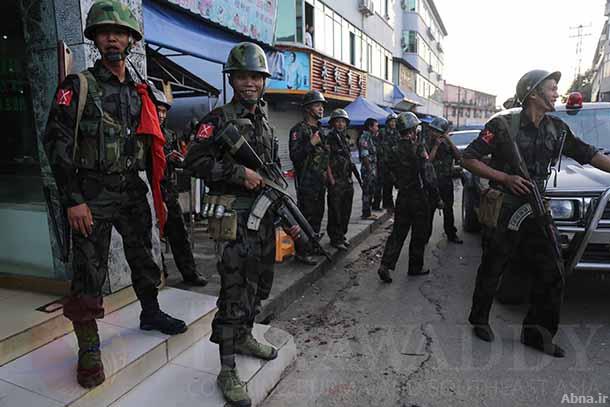မွားယြင္း ပစ္ခတ္မႈေၾကာင့္ ဗိုလ္ႀကီးတဦး အပါအ၀င္ စစ္သား ၆ ဦး ေသဆုံး