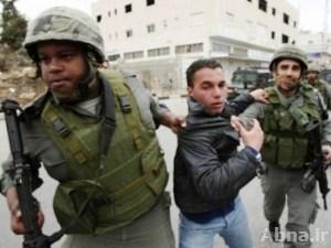 جيش الإحتلال الإسرائيلي يعتقل 12 فلسطينيا في الضفة