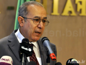 وزير الخارجية الجزائري يؤكد بان بلاده لا علم لها بوجود طائرات بدون طيار أمريكية على الحدود
