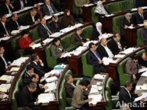 المصادقة على فصول خلافية بدستور تونس
