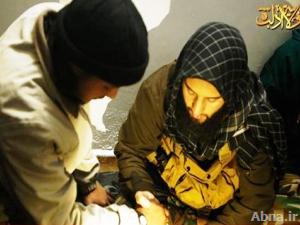 بالصور / بيعة جديدة لقادة "الكتائب المسلحة" مع الإرهابي «أبي بكر البغدادي»  في إدلب!