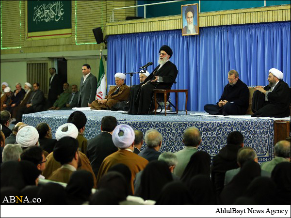 ရဲဟ္ဗရ္ အင္ေကလာဗ္ အား Islamic Unity Conference ကိုတက္ေရာက္လာသည့္ ဂုဏ္သေရ ရွိ ႏိုင္ငံတကာမွ အာလင္မ္ မ်ား ႏွင့္ ဧည့္သည္ေတာ္ မ်ား ႏွ