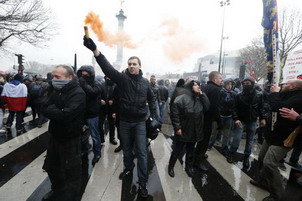 Défilé « anti-Hollande » : près de 250 interpellations après des heurts