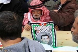 فلسطینی شہید کا ۱۲ سال کے بعد تشییع جنازہ+ تصویریں