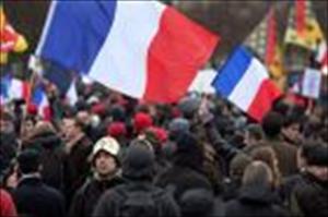150 Festnahmen bei Anti-Regierungsdemonstration in Paris