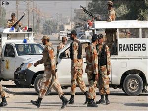 کراچی: شاہ لطیف ٹاؤن میں رینجرز کا آپریشن، ایک ہزار اہلکار شریک   	