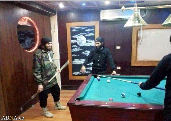Tekfirciler Bilardo Salonu Sahibini Öldürdükten Sonra Bilardo Oynadılar / Foto