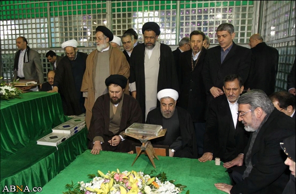 تصویری رپورٹ/ صدر جمہوریہ کا امام راحل سے تجدید عہد
