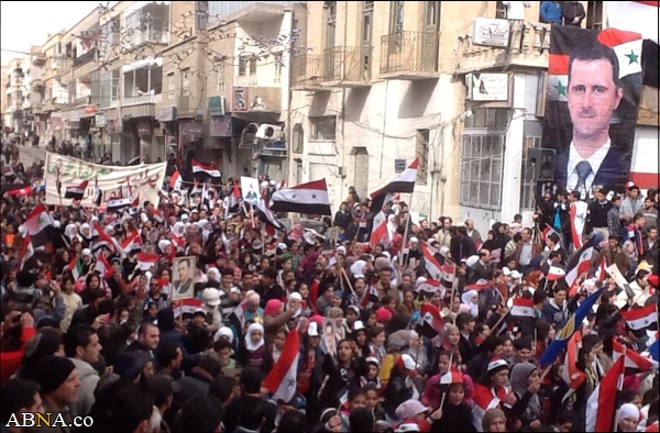 بالصور / تظاهرات بمدينة النبك تأييداً للجيش السوري