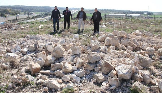 Zionis musnah kubur warga Palestin