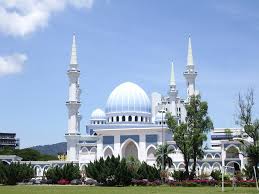 Malaysia: Meat resembling pork found at mosque entrance