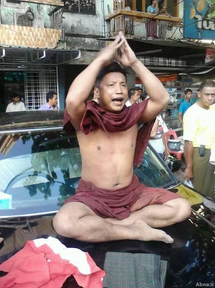 ရန္ကုန္ၿမိဳ႕ မအူကုန္းလမ္းက်ယ္တြင္ သကၤန္း၀တ္တစ္ဦး ဆူပူမႈ ျဖစ္ပြား