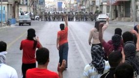 Saudi forces attack protesters in Qatif region