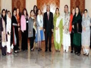 خواتین ارکان پارلیمنٹ کے مابین تعاون مضبوط کرنے پراتفاق