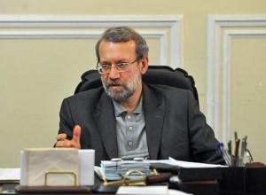 لاریجاني: مجلس الشوری یشرف علی کیفیة تطبیق الاتفاق النووي