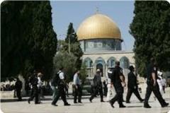 Jewish settlers break into Aqsa Mosque