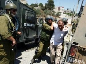 الاحتلال الإسرائيلي يعتقل 5 فلسطينيين من الضفة الغربية