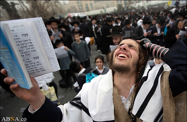 Demonstrasi ratusan ribu Zionis