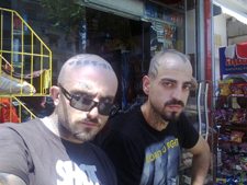 Los Angeles gang members are apparently fighting for Syria’s Assad / Pics