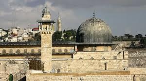 Musulmanes repudian provocaciones israelíes contra Al-Quds