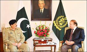 فوج حکومت کے ہر فیصلے کی حمایت کرے گی،آرمی چیف کی وزیراعظم کو یقین دہانی   	