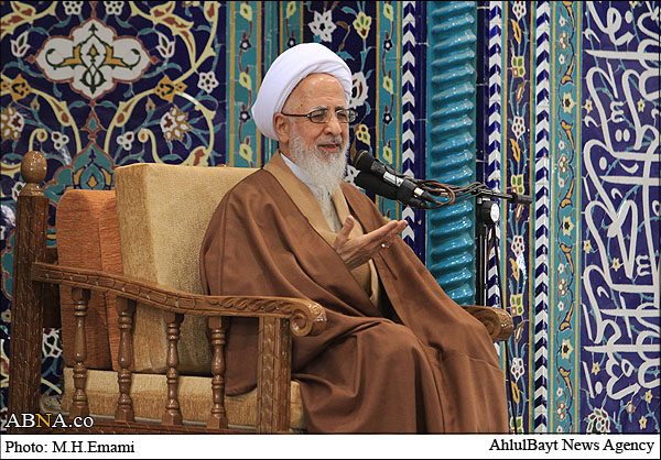 Image / Moral Lesson by Ayatollah Jawadi Amli in Qom