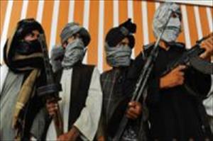 Talibanes afganos secuestraron el miércoles a cuatro funcionarios electorales en la provincia de Nangarhar