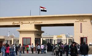 Estudiantes palestinos piden a Egipto reabrir el paso de Rafah