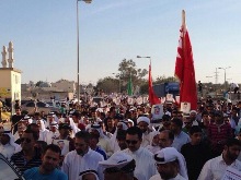 Bahrain: angry citizens mourn teargas victim