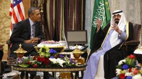 US official: Obama tiptoes around Saudi rights issue in talks with Abdullah