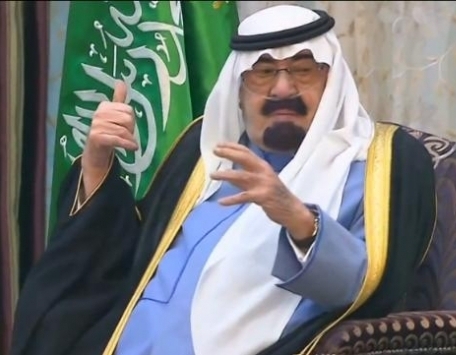 اوباما التقى ملك عبد الله الذي بدا مريضا واستخدم انبوب صناعي للتنفس